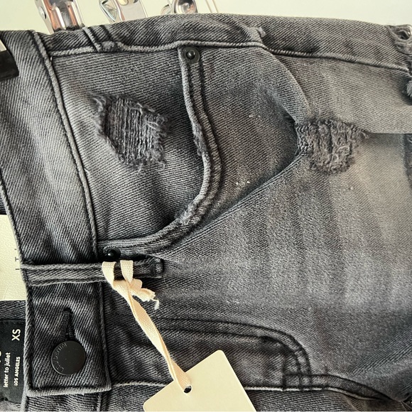 NWT Letter to Juliet Black Wash Denim Jean Short XS - Picture 6 of 13